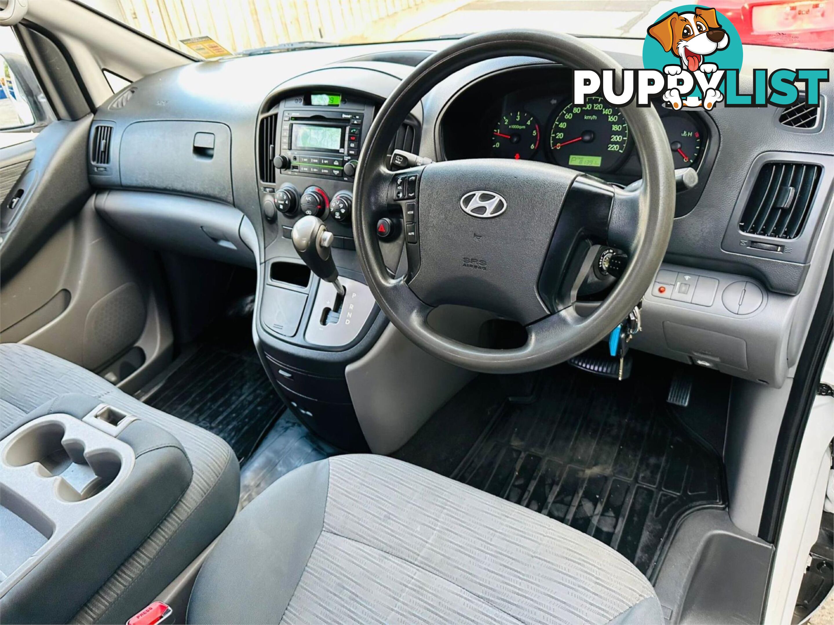 2012 HYUNDAI ILOAD   4D VAN