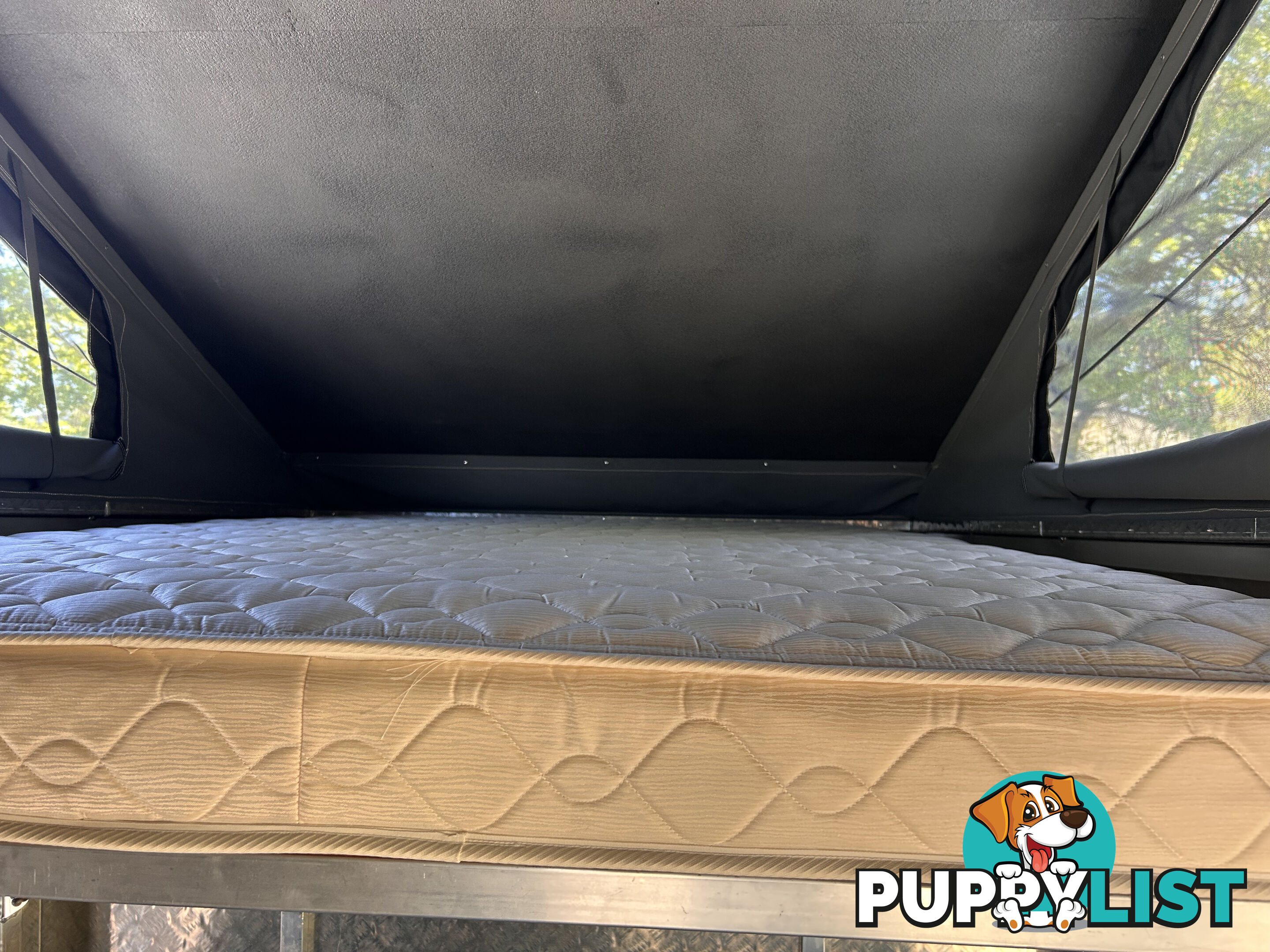 Slide on (jack-off) camper. Excellent condition.