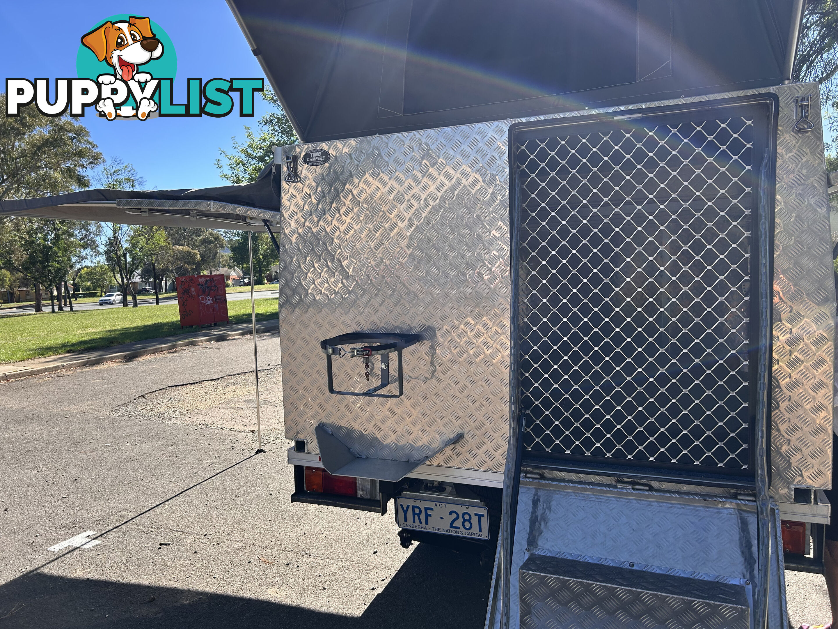 Slide on (jack-off) camper. Excellent condition.