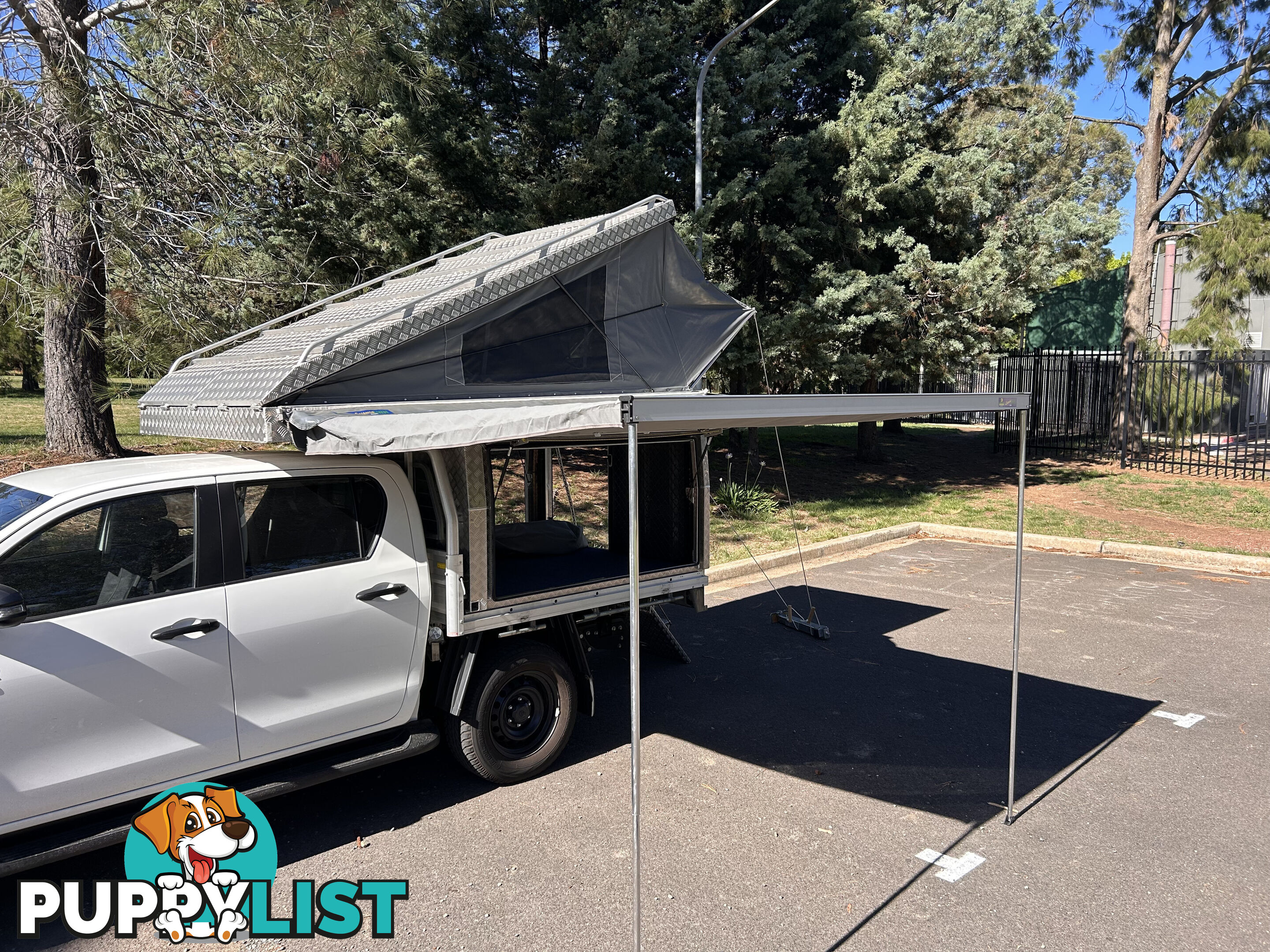 Slide on (jack-off) camper. Excellent condition.
