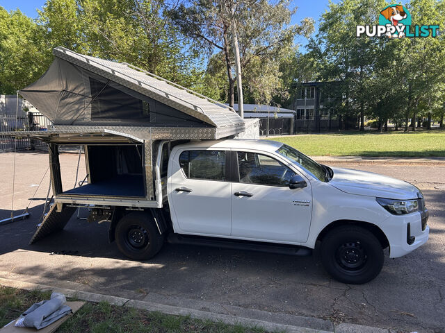 Slide on (jack-off) camper. Excellent condition.