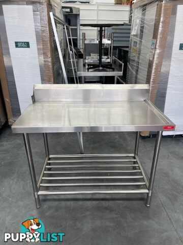 Stainless Steel Outlet Bench