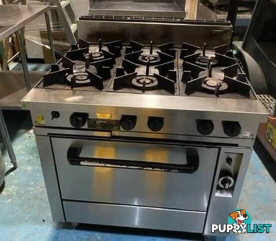 6 Burner with Oven Under