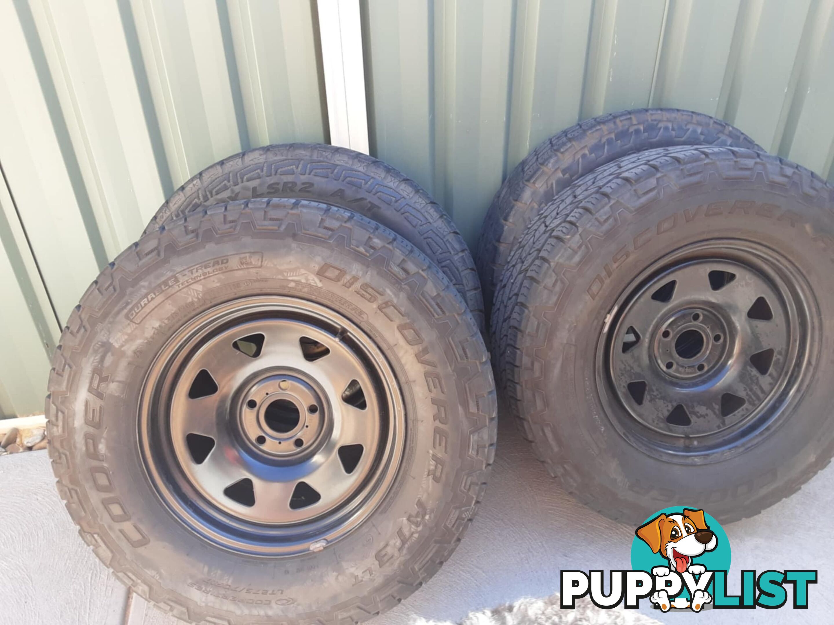 Wheels and tyre's