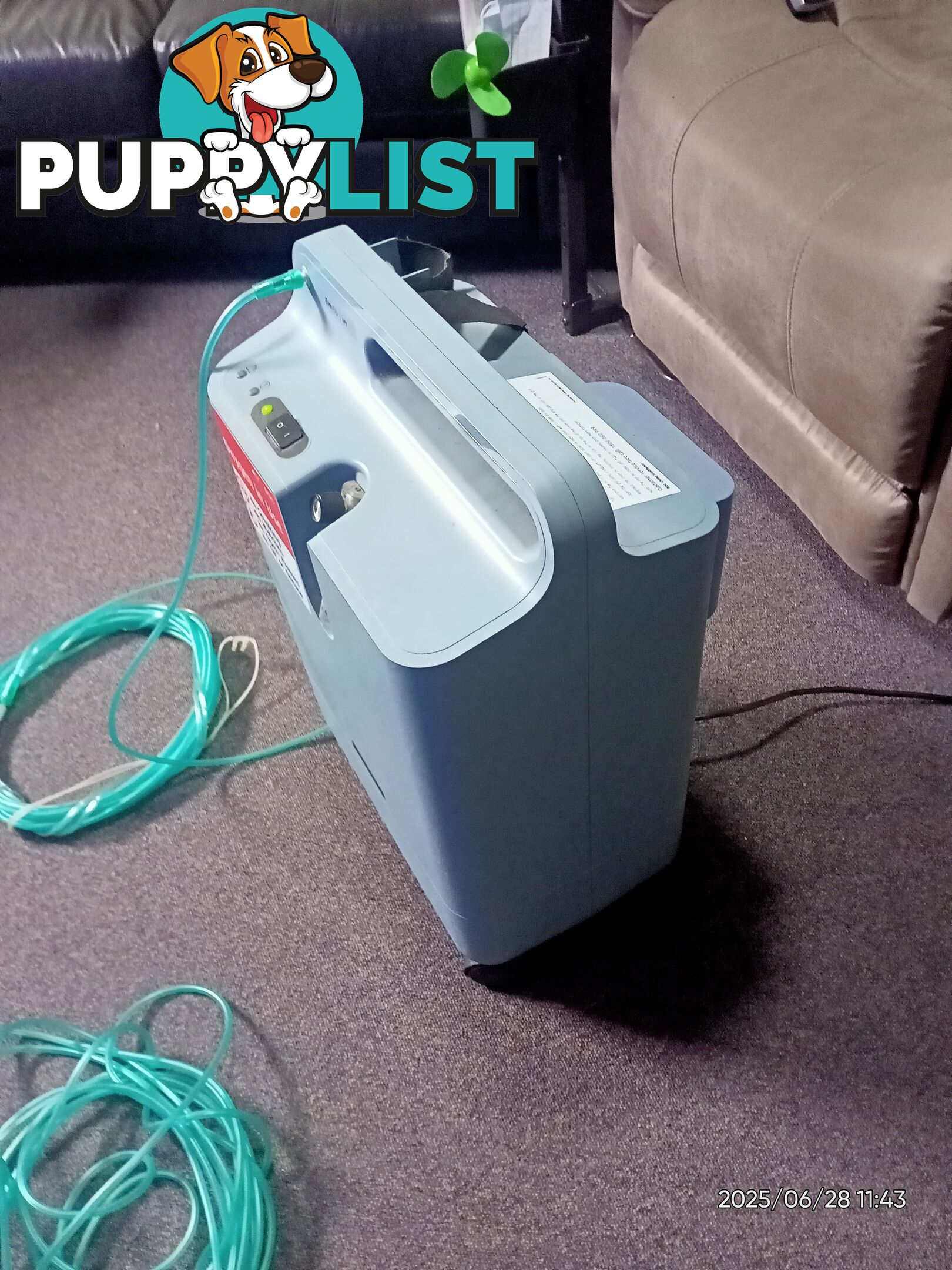 Philips EverFlo™ stationary oxygen concentrator
