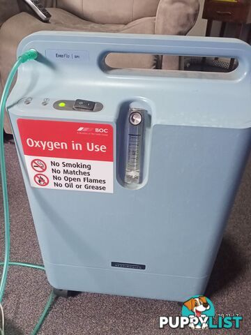 Philips EverFlo™ stationary oxygen concentrator