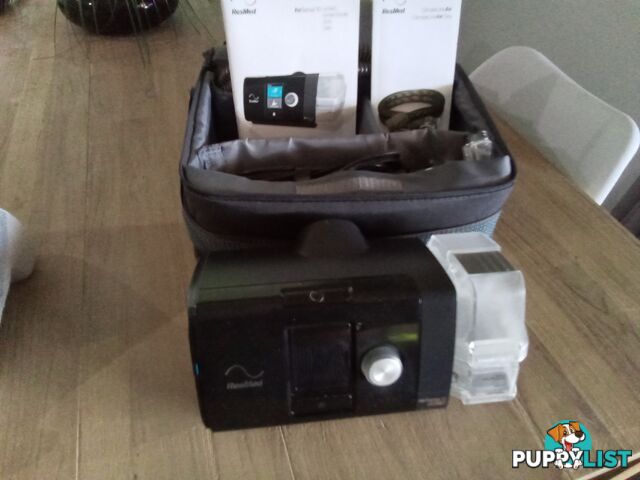 Resmed airsense 10 autoset CPAP machine