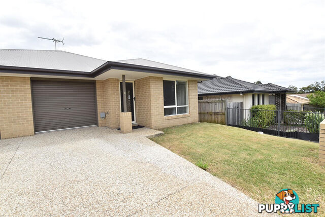 1/11 Braxlaw Crescent DAKABIN QLD 4503