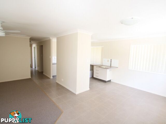 1/20 Fairlie Court KALLANGUR QLD 4503