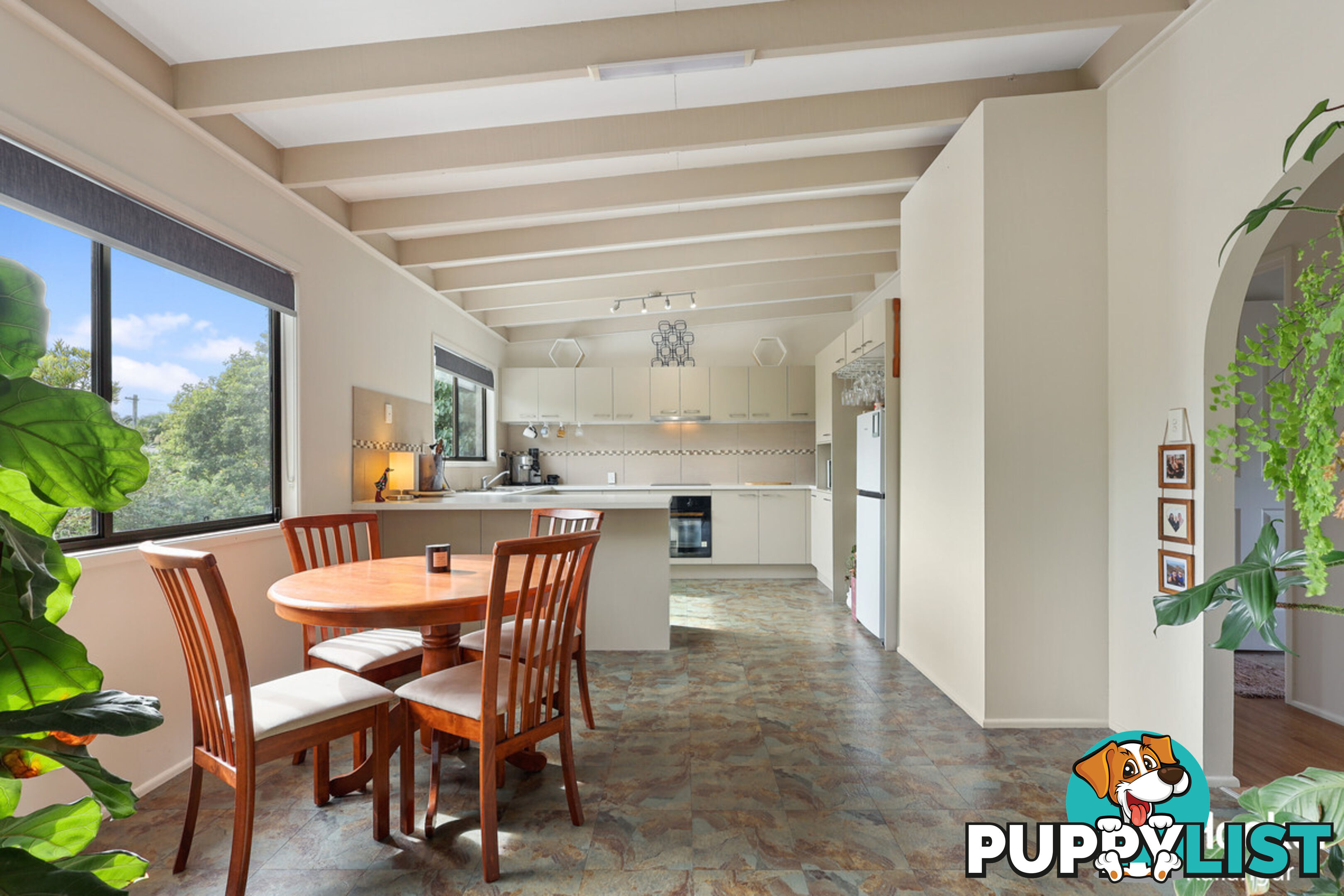 10 Bisschop Street DECEPTION BAY QLD 4508