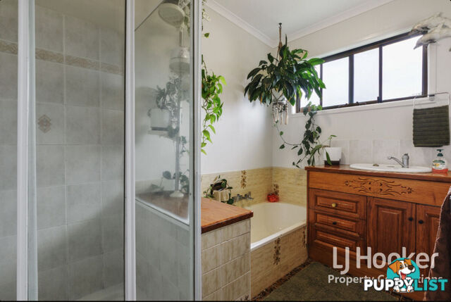 10 Bisschop Street DECEPTION BAY QLD 4508