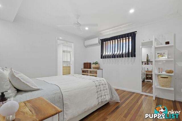 1 Crest Street KALLANGUR QLD 4503