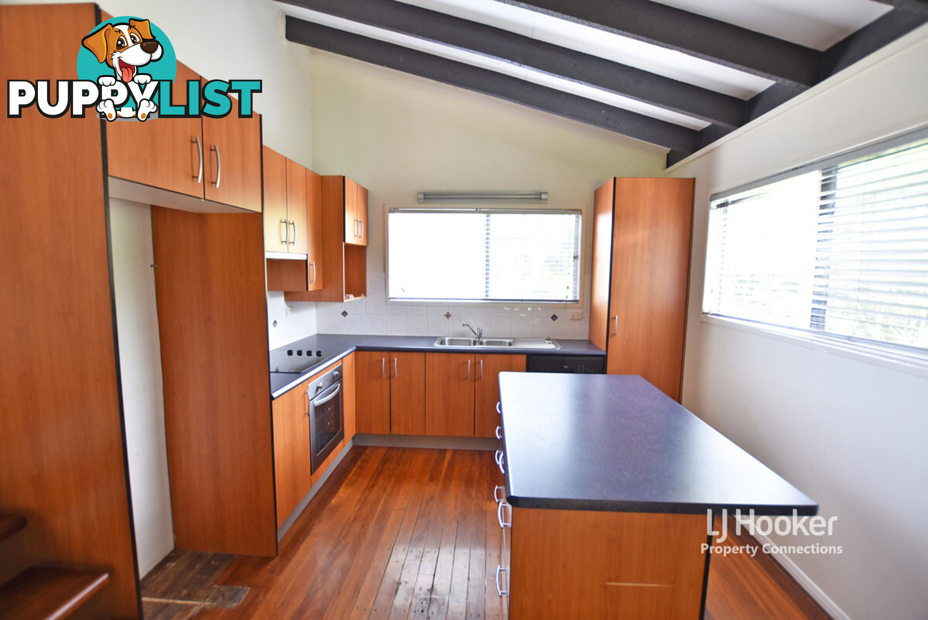 4 Loowa Street KALLANGUR QLD 4503