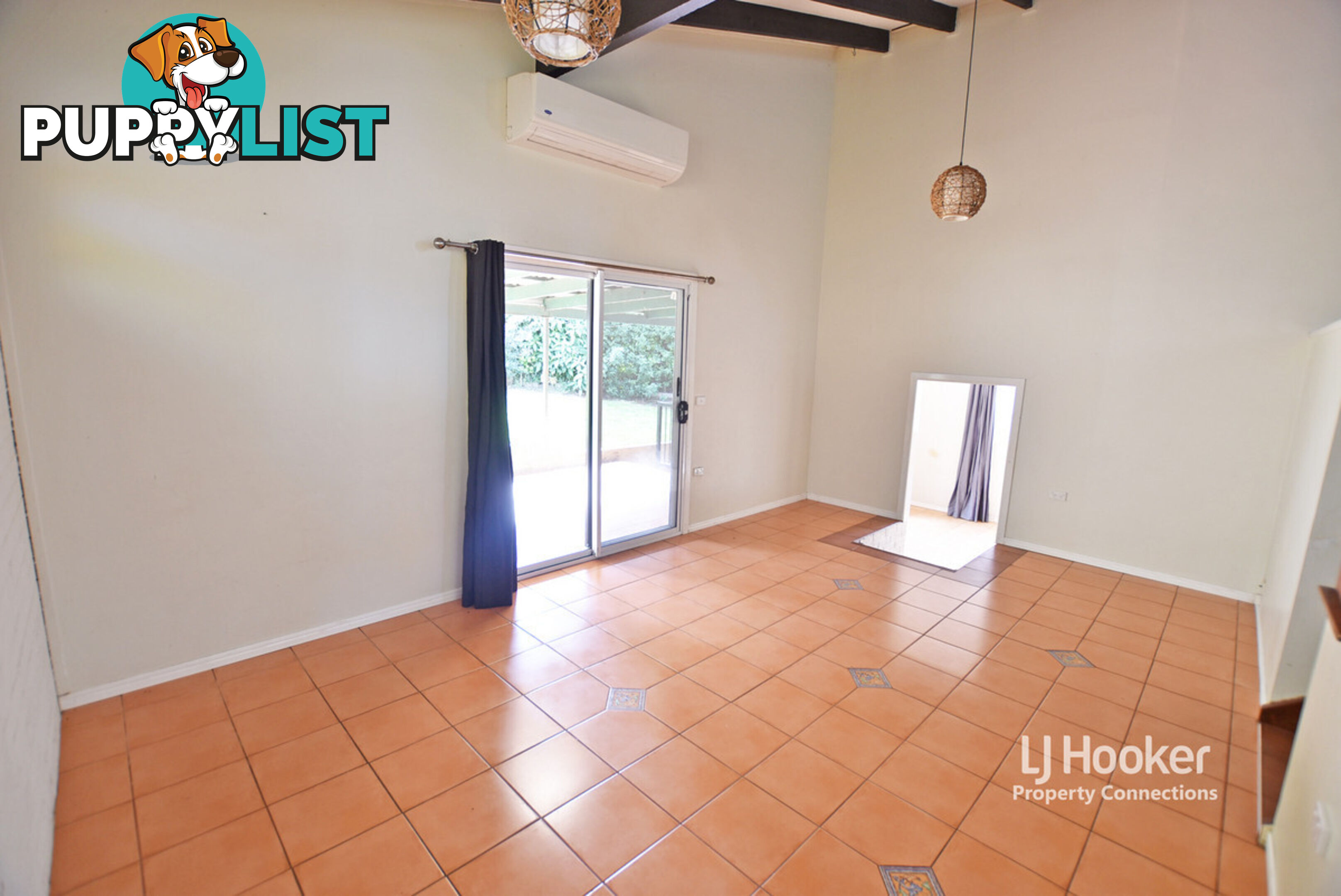 4 Loowa Street KALLANGUR QLD 4503