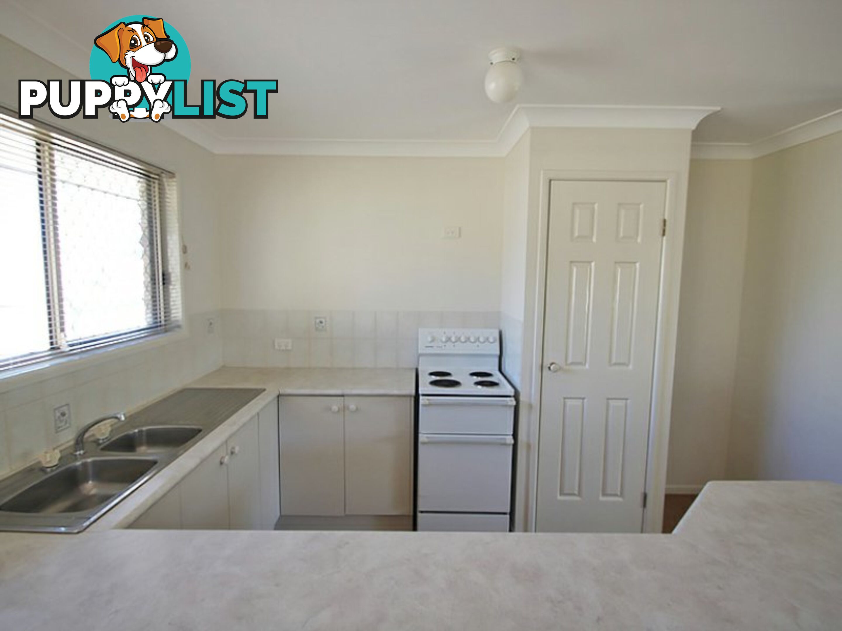 8 Roper Place KALLANGUR QLD 4503