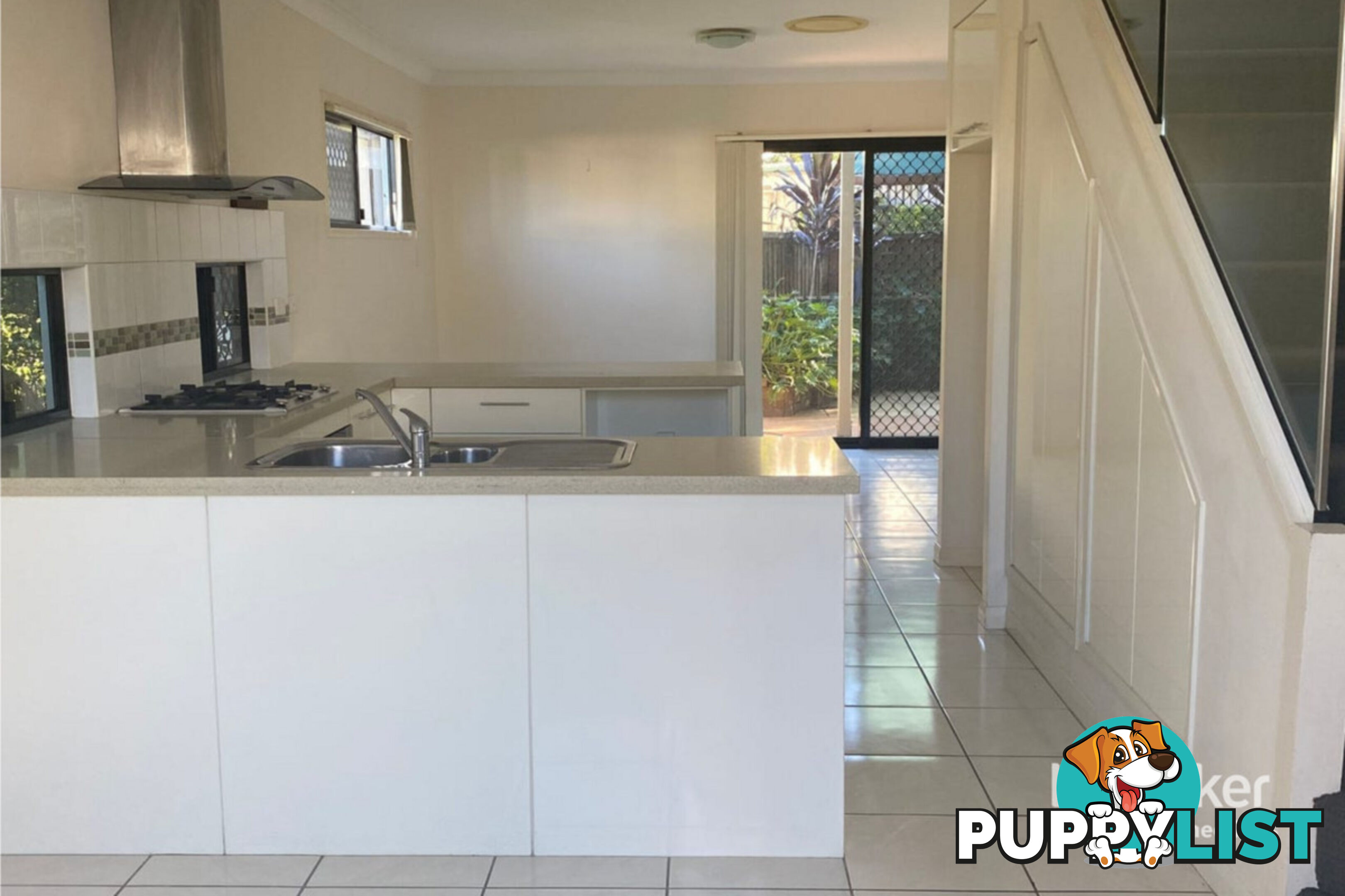 8/91 Hows Road NUNDAH QLD 4012