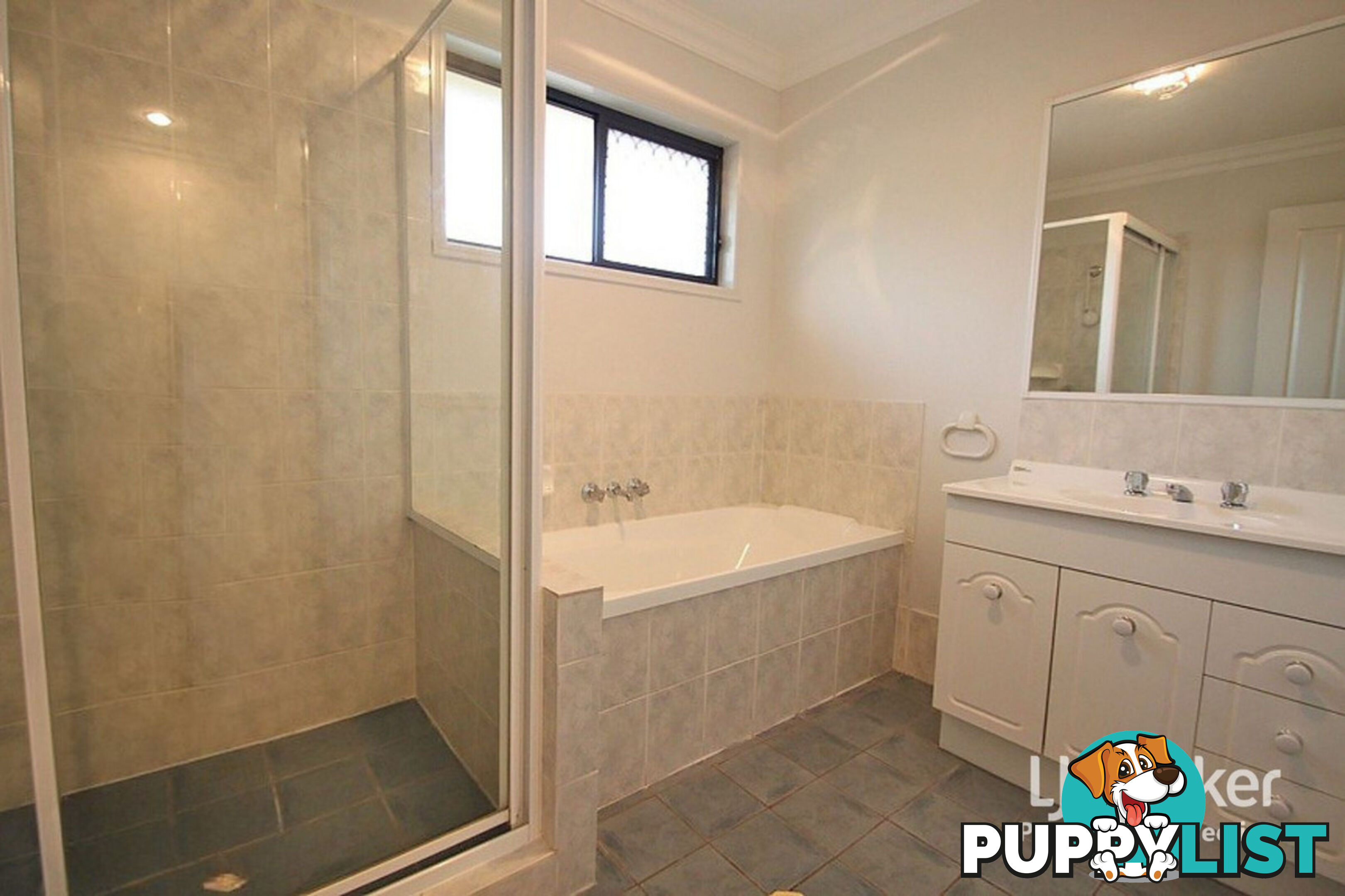 51 Glasshouse Circuit KALLANGUR QLD 4503