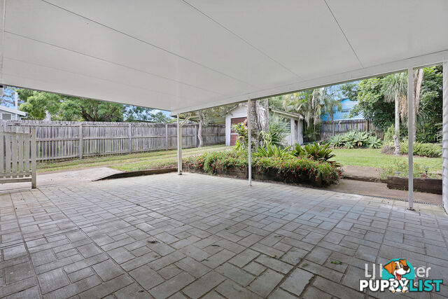 15 Boona Street PETRIE QLD 4502