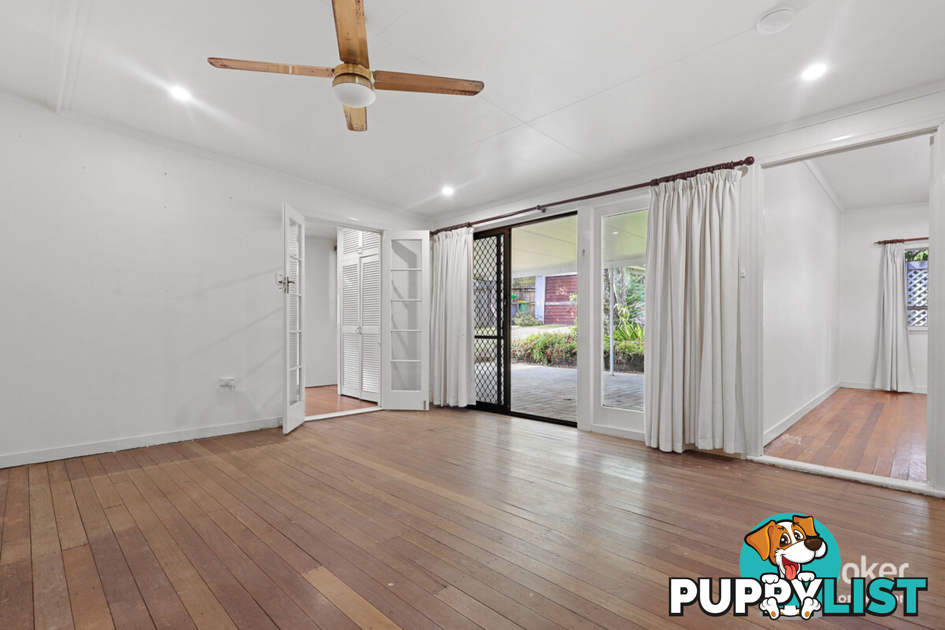 15 Boona Street PETRIE QLD 4502