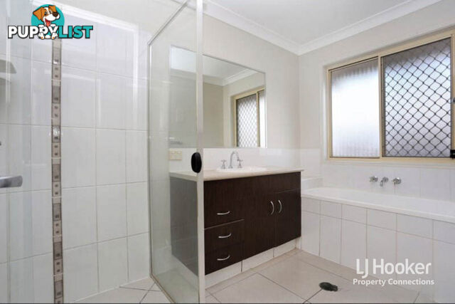 10 Outlook Court KALLANGUR QLD 4503