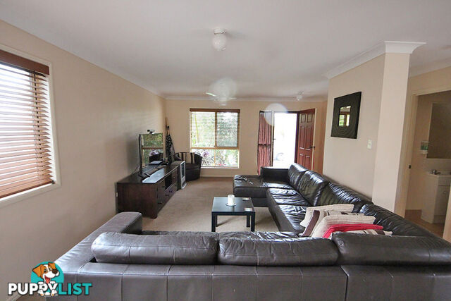 13 Esk Place KALLANGUR QLD 4503