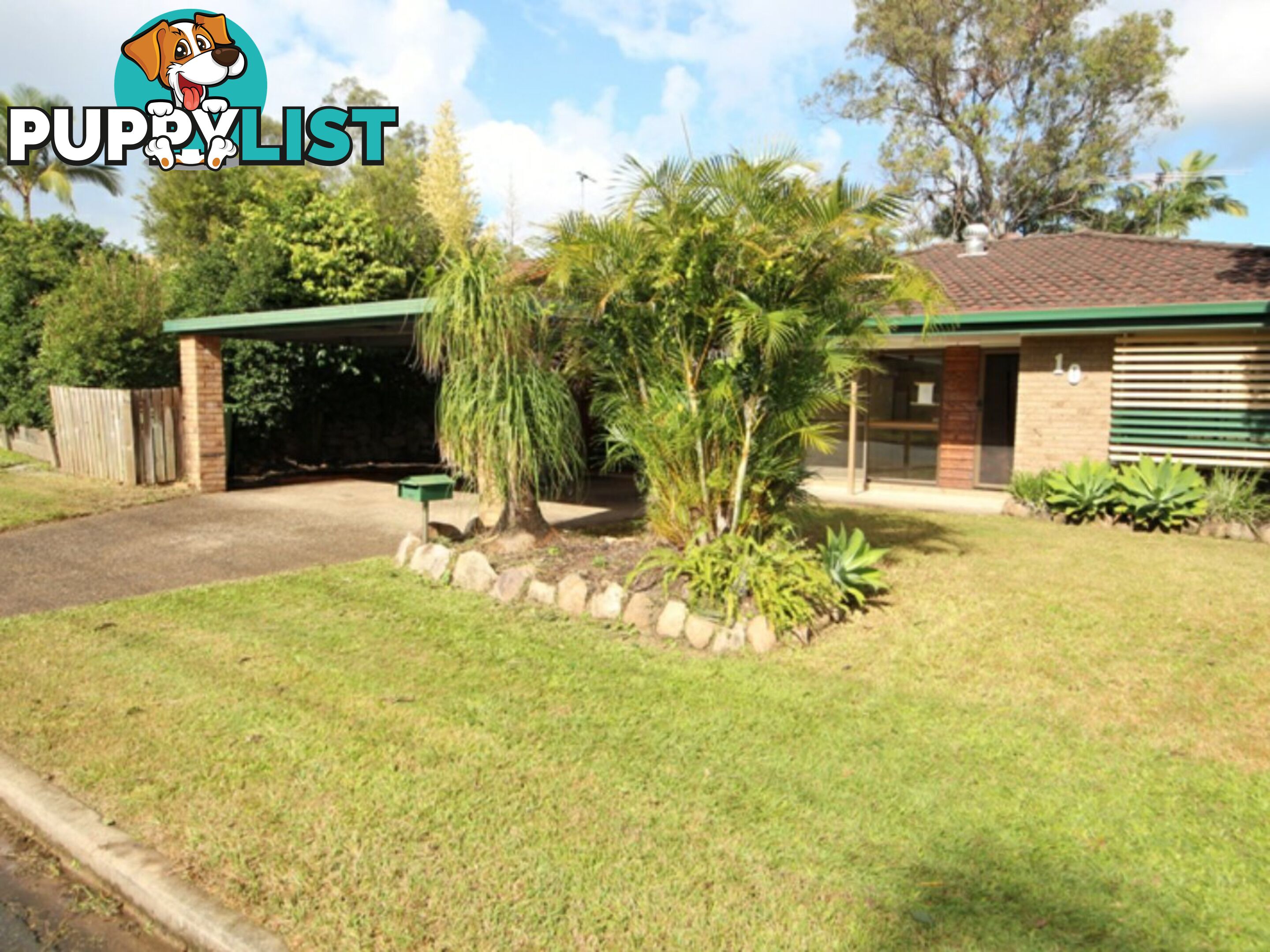 10 Woodlands Avenue PETRIE QLD 4502