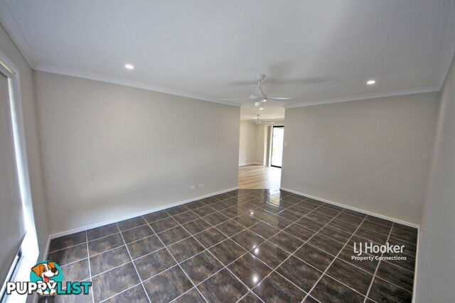 8 Deakin Close FITZGIBBON QLD 4018