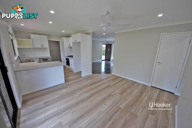 8 Deakin Close FITZGIBBON QLD 4018