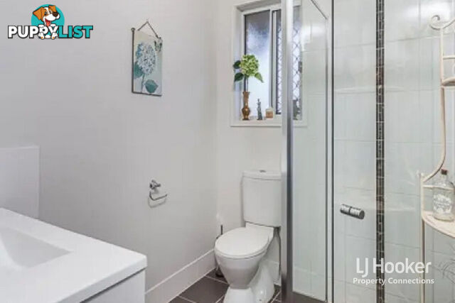 2/15 Wakeham Street KALLANGUR QLD 4503