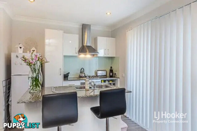 2/15 Wakeham Street KALLANGUR QLD 4503