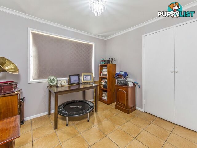 15 Poplar Place KALLANGUR QLD 4503