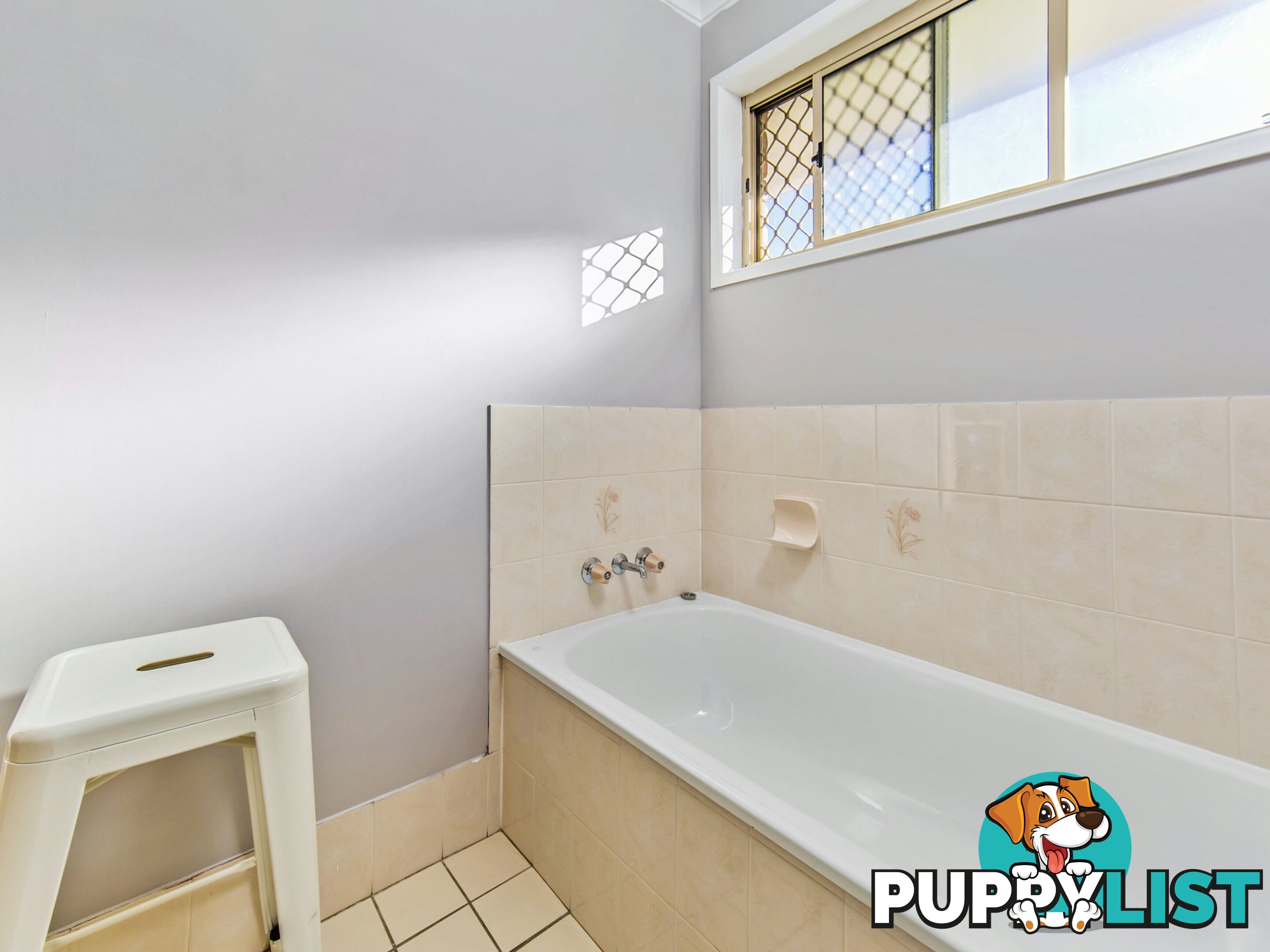 15 Poplar Place KALLANGUR QLD 4503