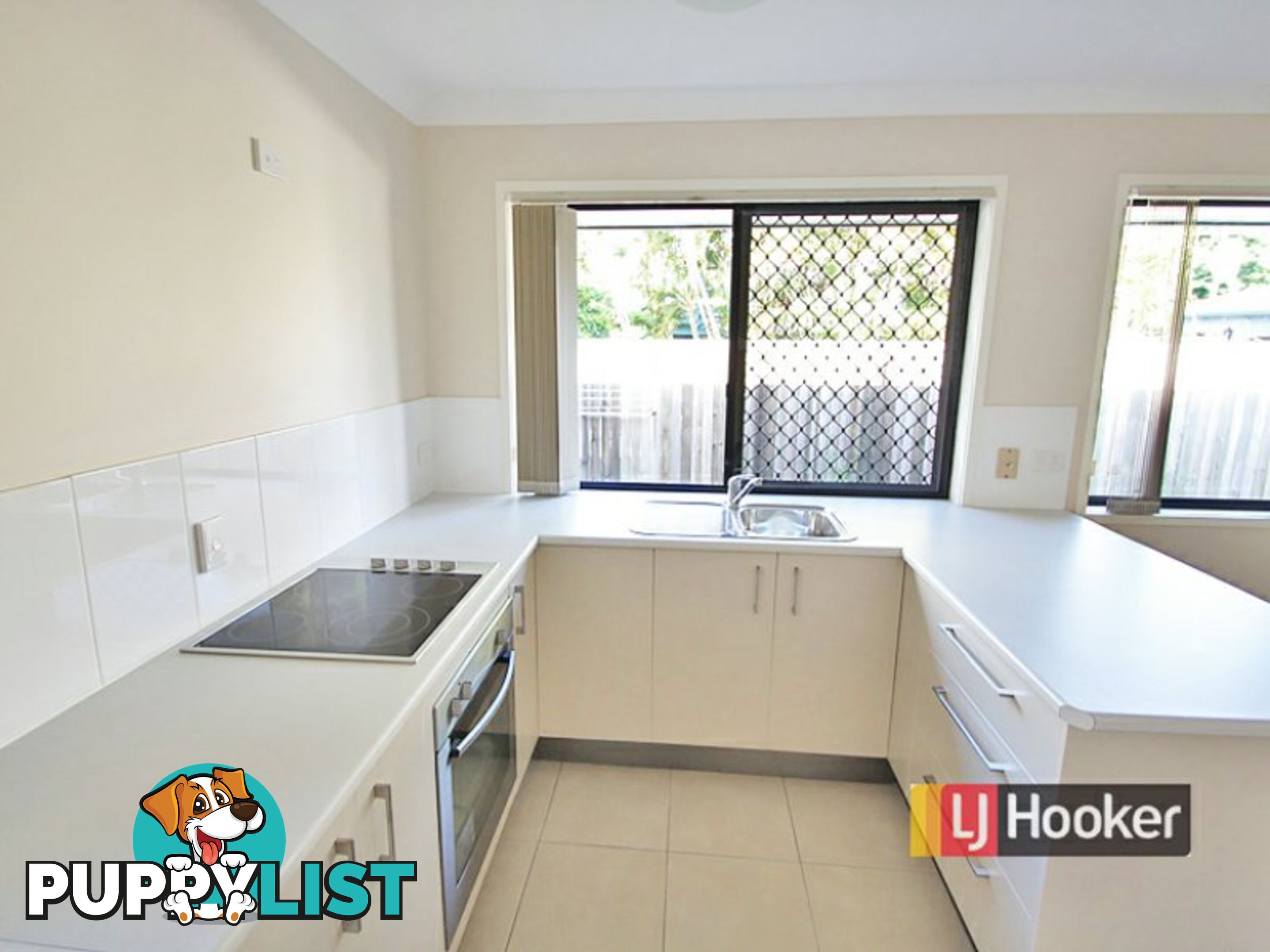 Unit 2/8 Glendon Court KALLANGUR QLD 4503