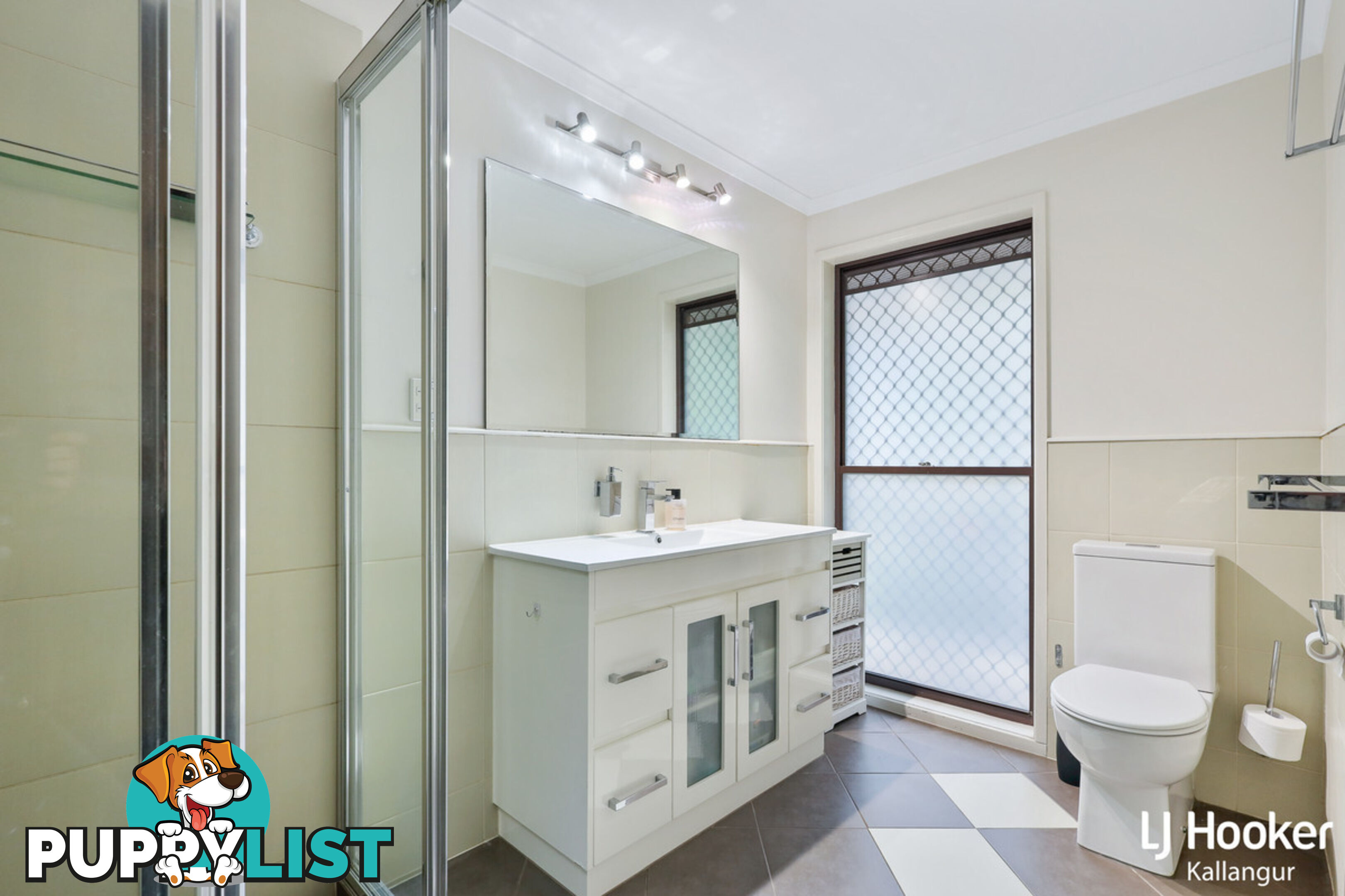48 Eucumbene Drive PETRIE QLD 4502