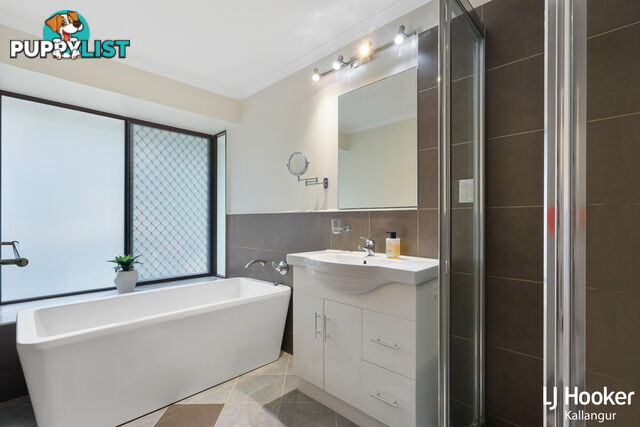 48 Eucumbene Drive PETRIE QLD 4502