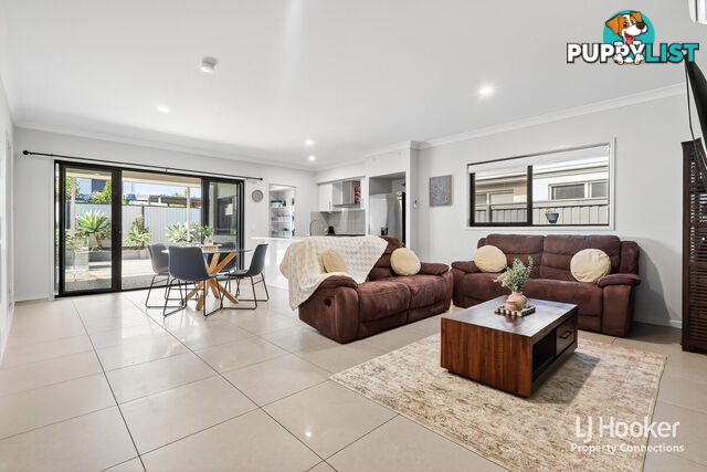 1 Palm Close BURPENGARY EAST QLD 4505