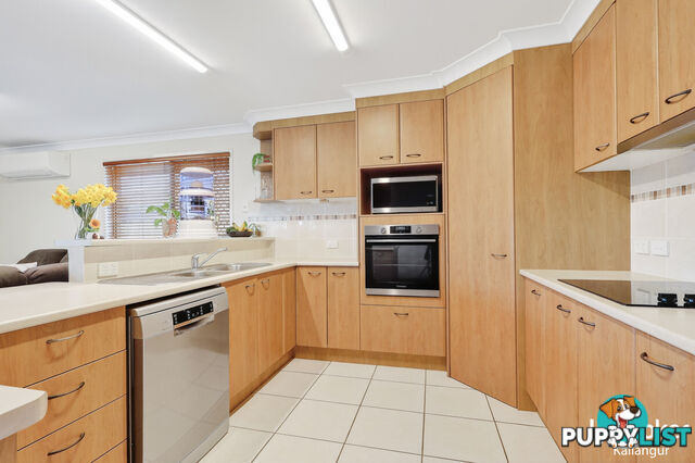4 Glenveagh Place KALLANGUR QLD 4503