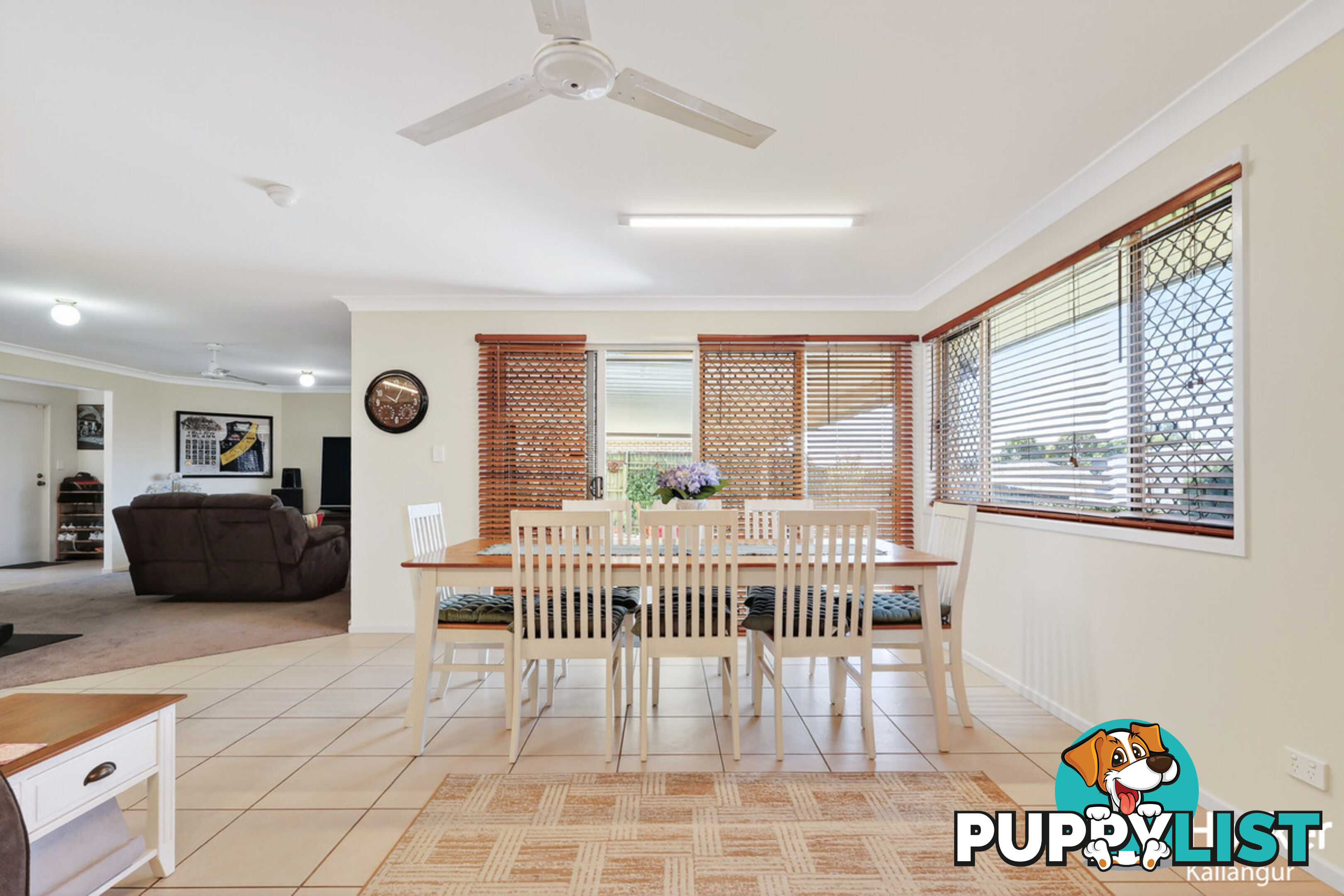 4 Glenveagh Place KALLANGUR QLD 4503