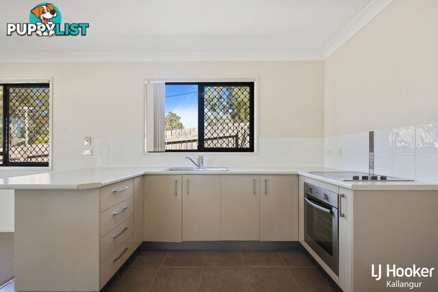 2/20 Fairlie Court KALLANGUR QLD 4503
