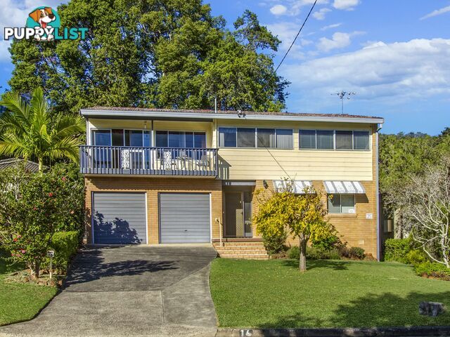 16 Priestley Parade POINT CLARE NSW 2250