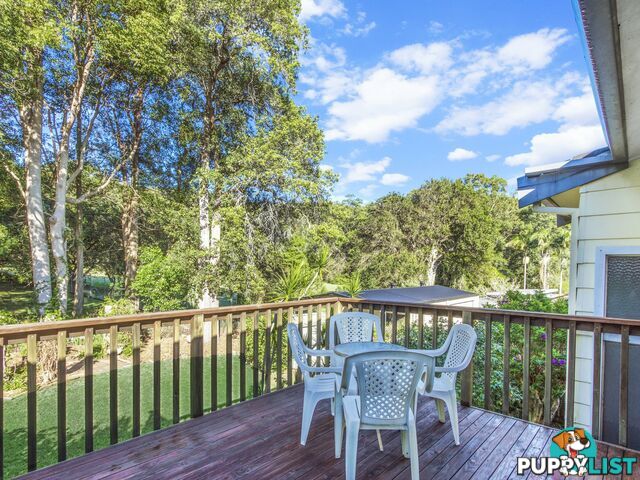 16 Priestley Parade POINT CLARE NSW 2250