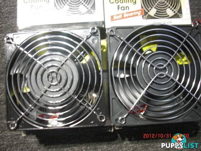 NEW DICK SMITH Y8499 12V 100MM ROTARY FAN NEW IN BOX