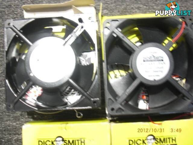 NEW DICK SMITH Y8499 12V 100MM ROTARY FAN NEW IN BOX