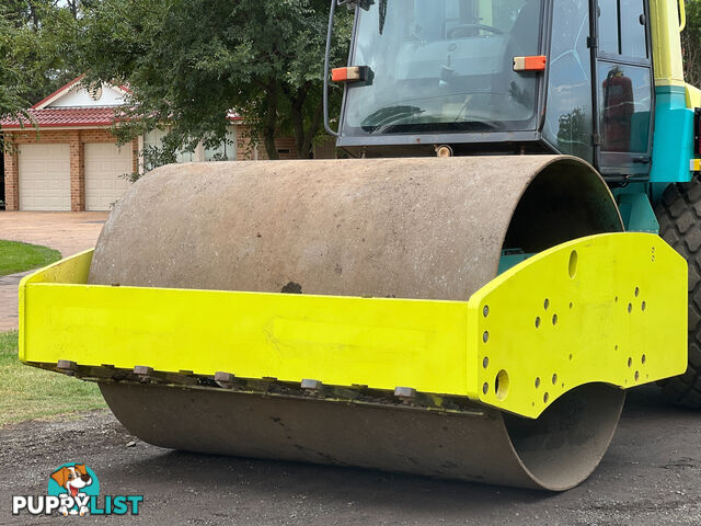 Ammann ASC110 Vibrating Roller Roller/Compacting