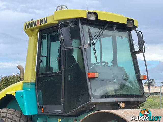 Ammann ASC110 Vibrating Roller Roller/Compacting