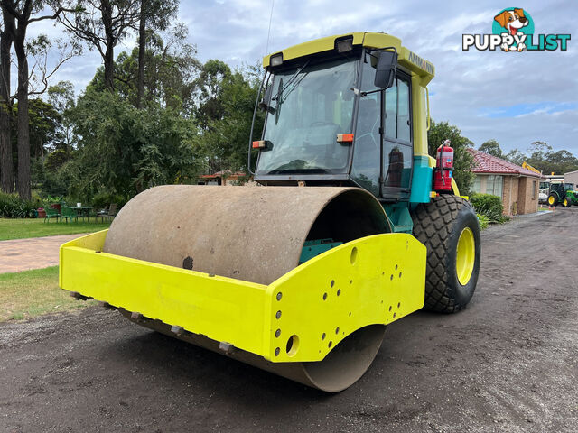 Ammann ASC110 Vibrating Roller Roller/Compacting