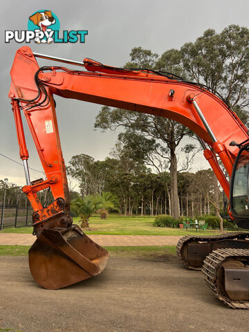 Hitachi ZX330 Tracked-Excav Excavator