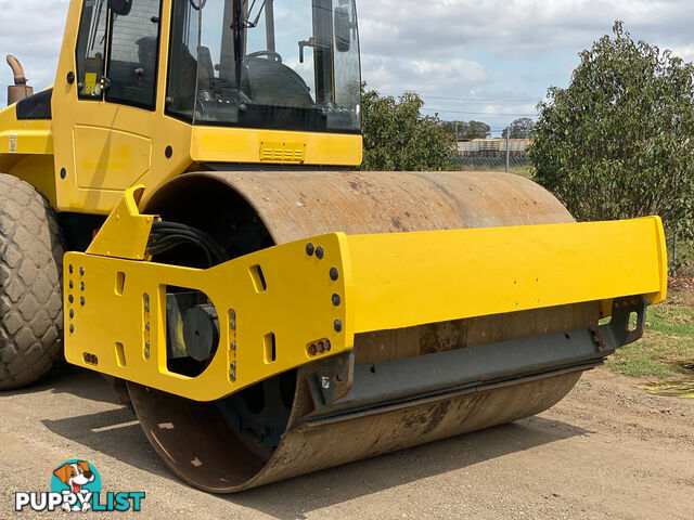 Bomag BW211D-4 Vibrating Roller Roller/Compacting