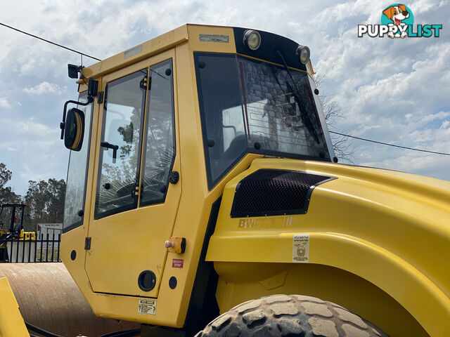 Bomag BW211D-4 Vibrating Roller Roller/Compacting