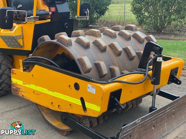 Dynapac CA134 Vibrating Roller Roller/Compacting